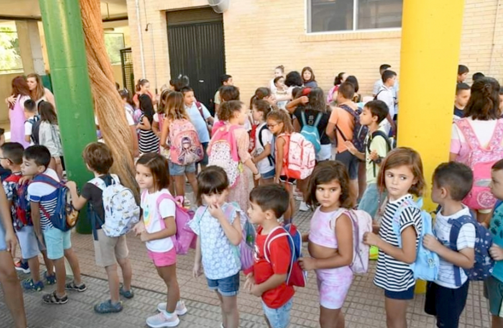 Ms de 400 nios se benefician de los Servicios Matinales de Proximidad en 10 colegios del municipio